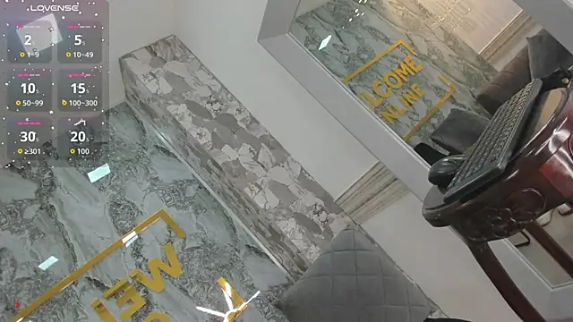 nayshalopestss online show from November 7, 2025, 1:15 pm