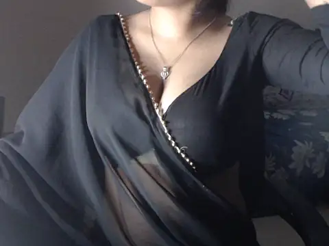 DevilErin online show from October 17, 2025, 8:32 pm