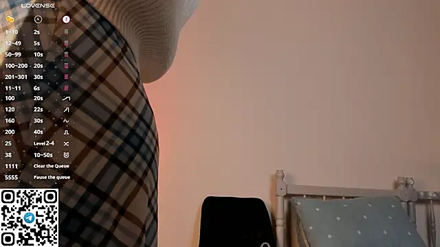tyty piupiu online show from June 14, 2026, 7:59 pm