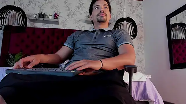 Ian Daviz online show from March 19, 2025, 1:43 am