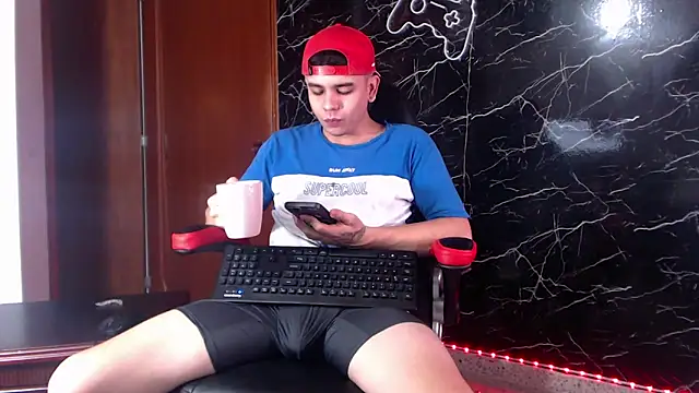 maty hardx online show from January 29, 2025, 11:51 am