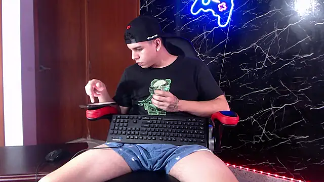 maty hardx online show from January 7, 2025, 2:30 pm