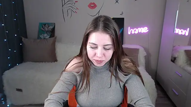 Snapshot of SummerLeena chatting on January 4, 2025, 7:55 pm SummerLeena online show from January 4, 2025, 7:55 pm