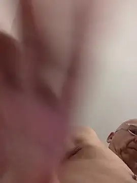 Snapshot of Sunnyboy7897 chatting on December 16, 2025, 12:15 am Sunnyboy7897 online show from December 16, 2025, 12:15 am