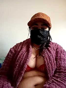 Snapshot of Jawahir-pretty-women chatting on December 25, 2024, 11:22 am Jawahir-pretty-women online show from December 25, 2024, 11:22 am