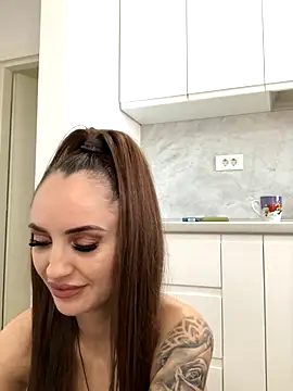 madonnaaaa online show from October 29, 2025, 10:14 am