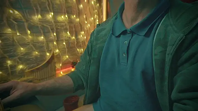 Snapshot of alex-volo chatting on December 20, 2024, 1:36 am alex-volo online show from December 20, 2024, 1:36 am