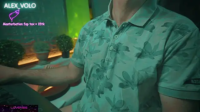 Snapshot of alex-volo chatting on January 25, 2025, 10:18 pm alex-volo online show from January 25, 2025, 10:18 pm