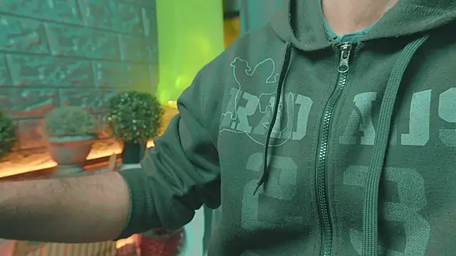 Snapshot of alex-volo chatting on March 18, 2025, 7:01 am alex-volo online show from March 18, 2025, 7:01 am