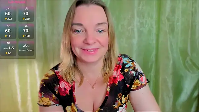 Snapshot of Regina__blue chatting on March 9, 2025, 7:26 pm Regina blue online show from March 9, 2025, 7:26 pm