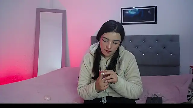 Snapshot of Perla_Sc chatting on March 20, 2025, 5:46 am Perla Sc online show from March 20, 2025, 5:46 am