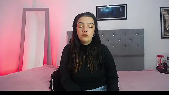 Snapshot of Perla_Sc chatting on March 6, 2025, 3:46 am Perla Sc online show from March 6, 2025, 3:46 am