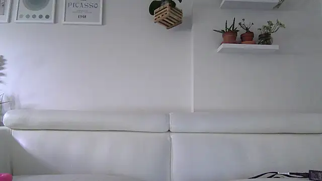 Snapshot of badblondebunny chatting on May 9, 2026, 1:42 am badblondebunny online show from May 9, 2026, 1:42 am
