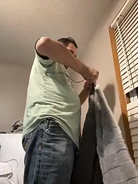 Snapshot of SmokingSloth chatting on September 11, 2025, 5:51 am SmokingSloth online show from September 11, 2025, 5:51 am