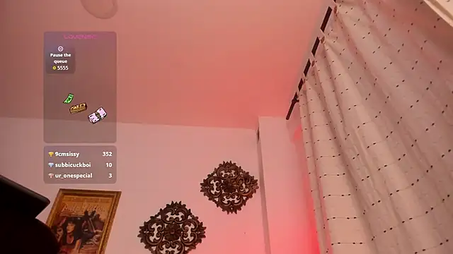 VeronicaGilss online show from July 15, 2026, 12:39 am