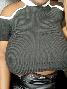 Snapshot of BlackJaguar30 chatting on September 29, 2025, 2:40 am BlackJaguar30 online show from September 29, 2025, 2:40 am