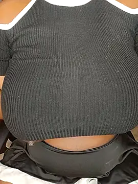 Snapshot of BlackJaguar30 chatting on October 4, 2025, 5:47 pm BlackJaguar30 online show from October 4, 2025, 5:47 pm