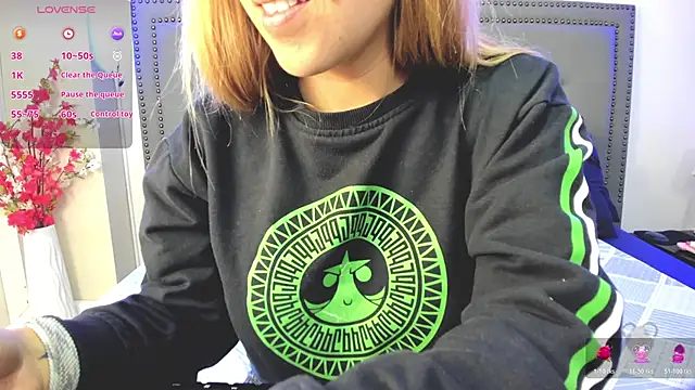 Snapshot of EvaaLovia1 chatting on April 20, 2026, 1:24 pm EvaaLovia1 online show from April 20, 2026, 1:24 pm