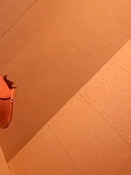 Tiffany35 online show from September 20, 2025, 12:21 pm