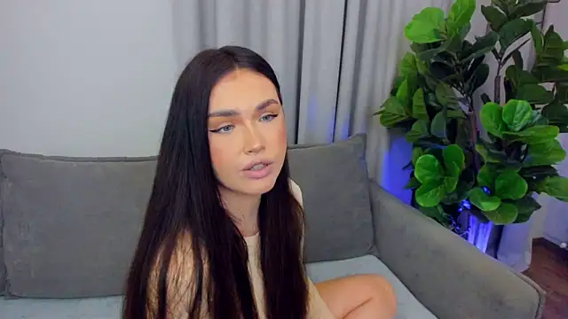 sexyangeloux online show from May 17, 2026, 11:05 pm