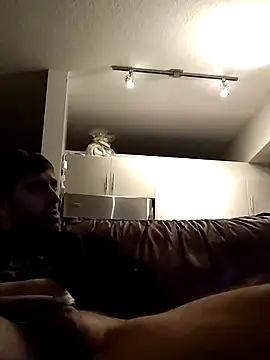 longthicknslick online show from December 12, 2024, 9:30 am