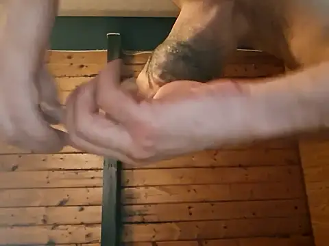 longthicknslick online show from November 12, 2025, 8:18 am