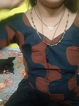 Sexyranibhabhi online show from May 26, 2026, 3:21 pm