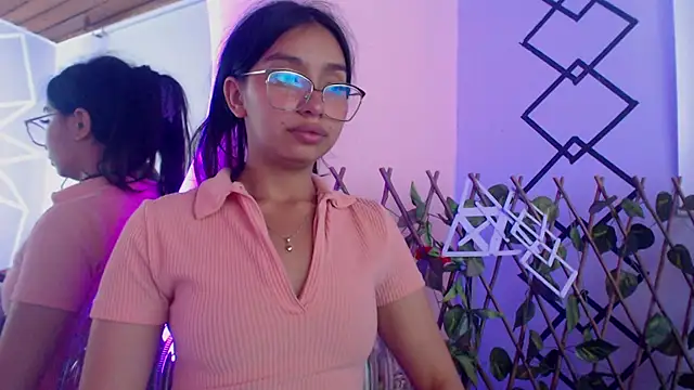 Snapshot of Stefanygp chatting on March 20, 2025, 4:53 pm Stefanygp online show from March 20, 2025, 4:53 pm