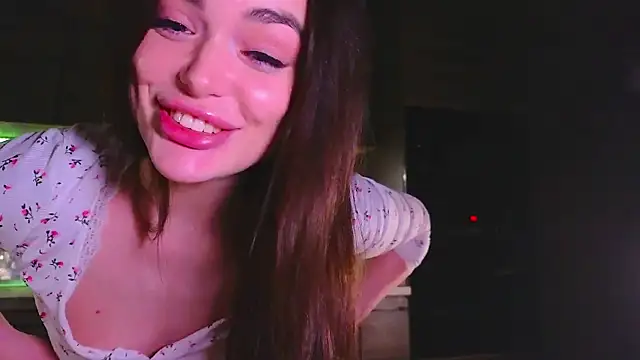 Snapshot of Sandrikta chatting on October 31, 2025, 8:38 pm Sandrikta online show from October 31, 2025, 8:38 pm