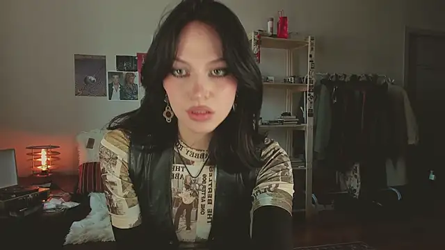 Snapshot of Niky__Jess chatting on April 12, 2026, 1:36 pm Niky Jess online show from April 12, 2026, 1:36 pm