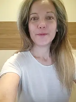 Dark Angel 22 online show from April 15, 2026, 4:51 am