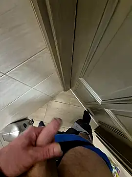 kisbiro77777 online show from March 19, 2025, 2:13 pm