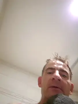 kisbiro77777 online show from September 8, 2025, 7:57 pm