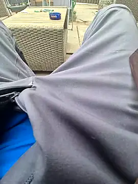 kisbiro77777 online show from September 10, 2025, 7:40 am