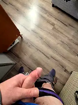 Snapshot of kisbiro77777 chatting on November 19, 2025, 8:47 am kisbiro77777 online show from November 19, 2025, 8:47 am