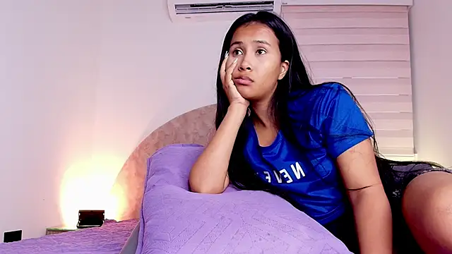 anisha x online show from February 10, 2026, 7:13 pm