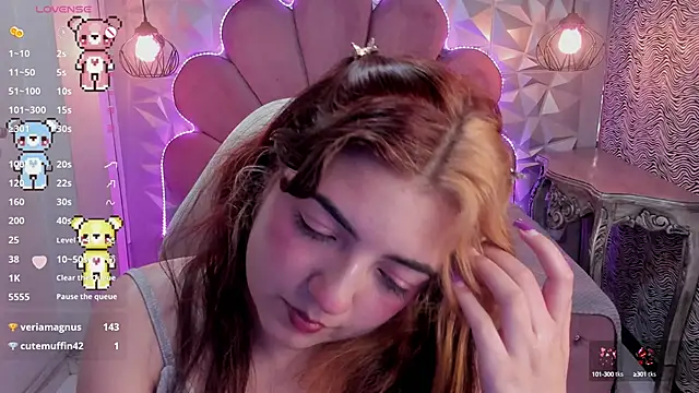 Snapshot of meraki_fraise chatting on March 8, 2025, 8:35 pm meraki fraise online show from March 8, 2025, 8:35 pm