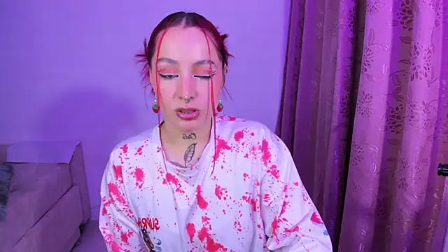 Snapshot of annika_taylor chatting on October 3, 2025, 12:58 am annika taylor online show from October 3, 2025, 12:58 am