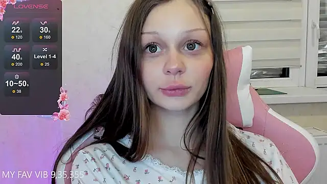 Snapshot of shy_melony chatting on January 12, 2026, 4:08 am shy melony online show from January 12, 2026, 4:08 am