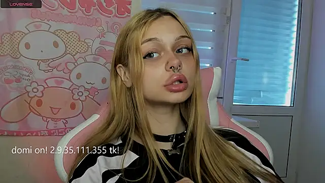 Snapshot of shy_melony chatting on May 12, 2026, 6:32 am shy melony online show from May 12, 2026, 6:32 am