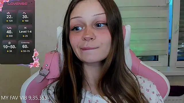 Snapshot of shy_melony chatting on January 7, 2026, 12:54 pm shy melony online show from January 7, 2026, 12:54 pm