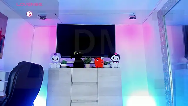 Snapshot of Palmer-Foster chatting on November 24, 2025, 9:15 pm Palmer-Foster online show from November 24, 2025, 9:15 pm