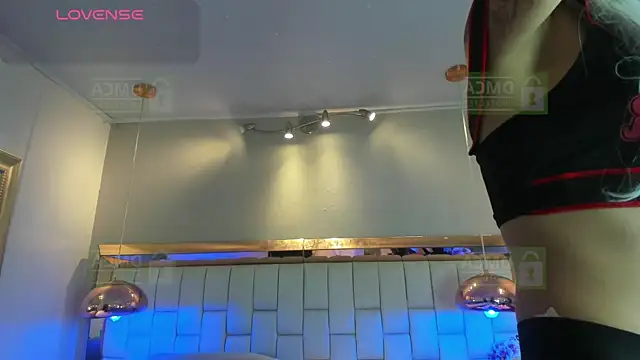 Snapshot of Palmer-Foster chatting on November 22, 2025, 9:02 pm Palmer-Foster online show from November 22, 2025, 9:02 pm