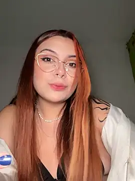 NatyOlson online show from November 22, 2025, 3:38 am