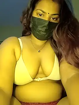 Snapshot of Hotmilfxox chatting on March 6, 2025, 6:08 am Hotmilfxox online show from March 6, 2025, 6:08 am