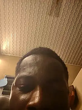 stephbig777 online show from January 9, 2026, 11:22 pm