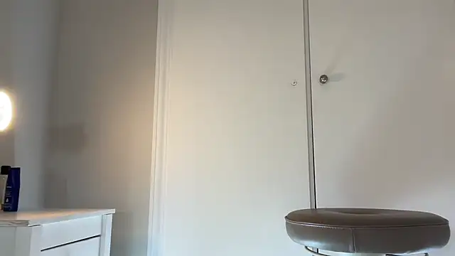 Snapshot of SweetTits26 chatting on February 21, 2025, 3:45 am SweetTits26 online show from February 21, 2025, 3:45 am