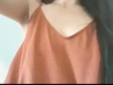 melaniy online show from April 21, 2026, 9:05 am