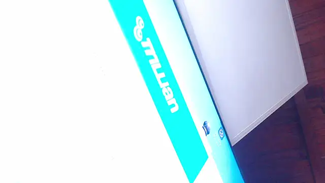 Amara Red online show from December 1, 2025, 1:12 pm