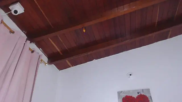 Amara Red online show from November 27, 2025, 11:10 am